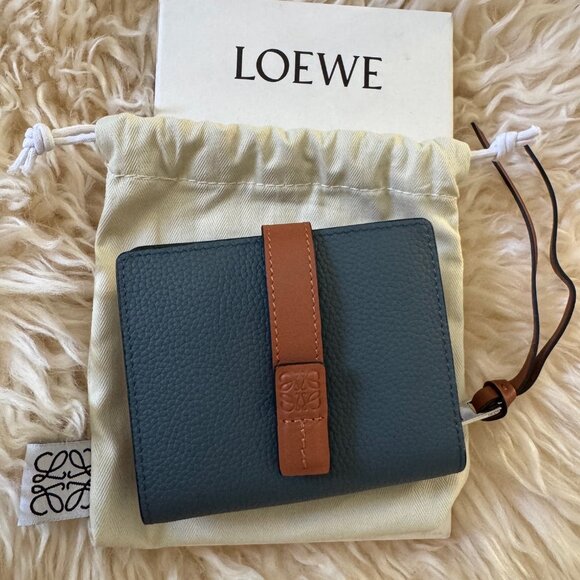 Loewe Compact Zip Wallet in Soft Grained Calfskin, Brand New in Box - Picture 11 of 13